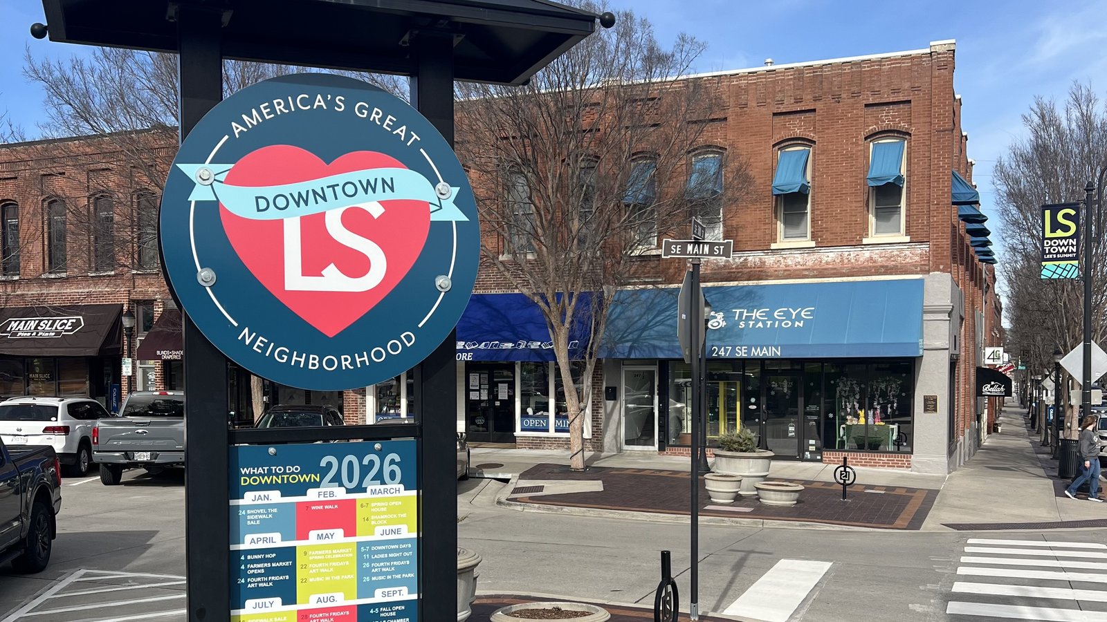 Downtown Lee's Summit, Missouri at Main and Third Street